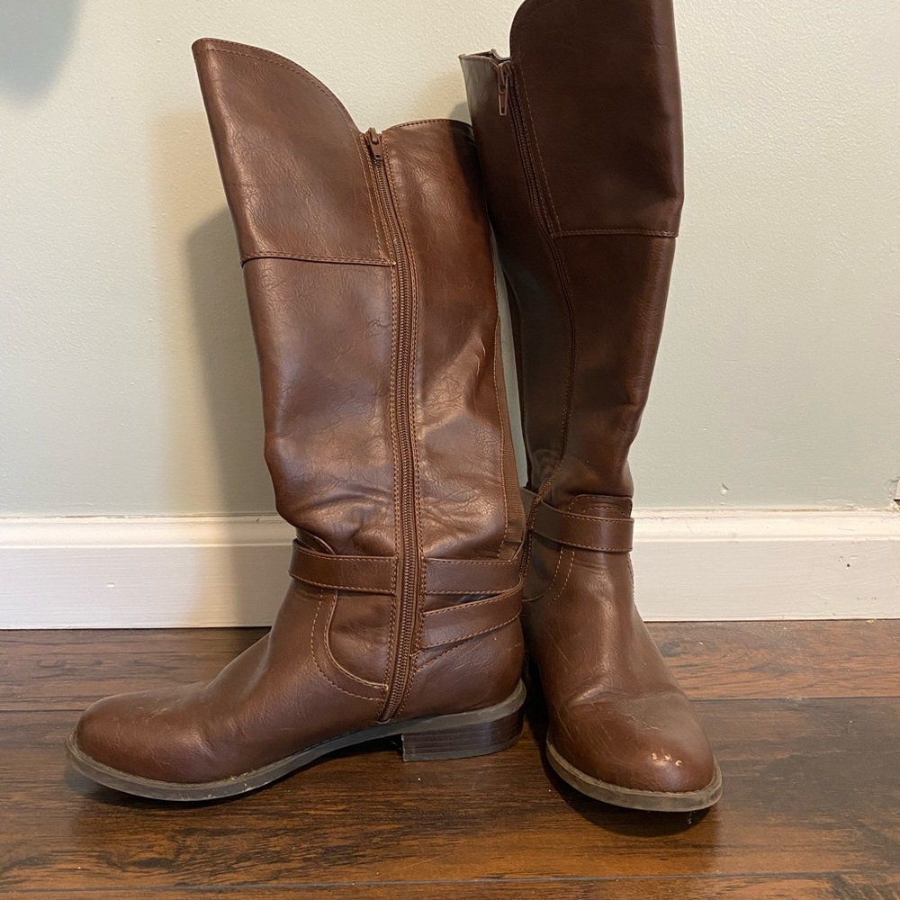 Guess Riding Boots - Picture 2 of 2